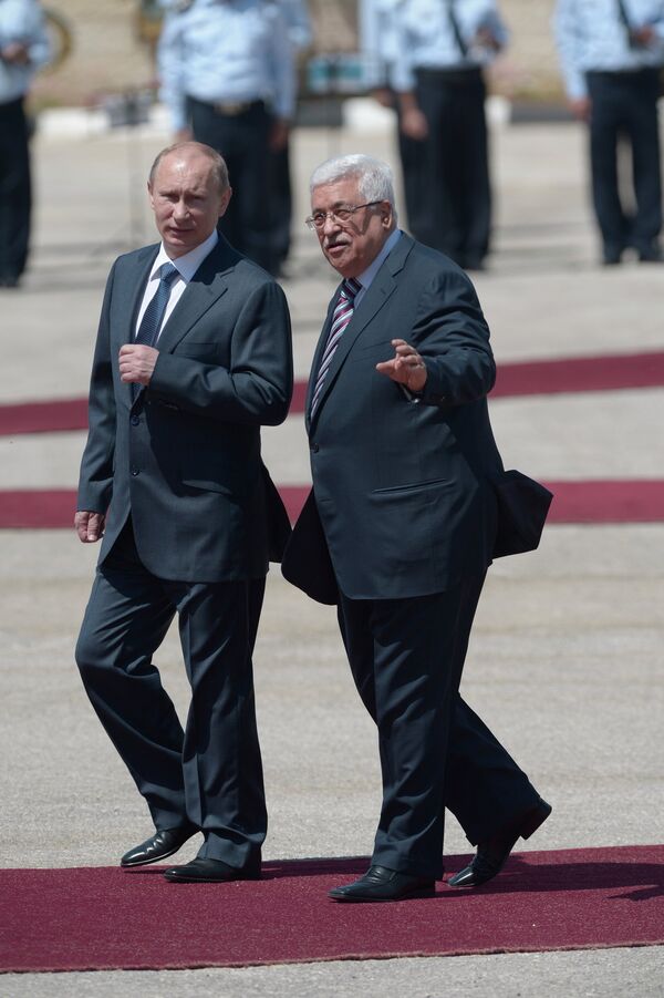 PO: Poutine accueilli par Mahmoud Abbas - Sputnik Afrique