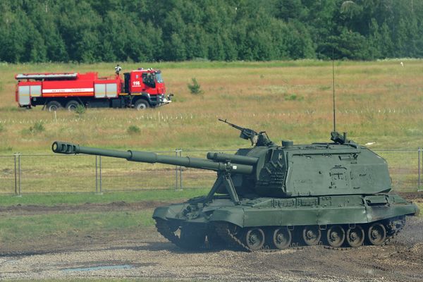 Matériel de combat exposé près de Moscou Matériel de combat exposé près de Moscou - Sputnik Afrique