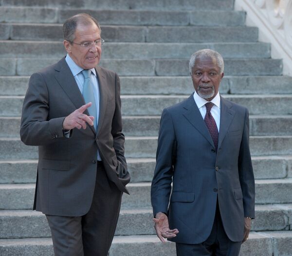 Ministre russe des Affaires étrangères Sergueï Lavrov et émissaire spécial de l'ONU et de la Ligue arabe Kofi Annan - Sputnik Afrique
