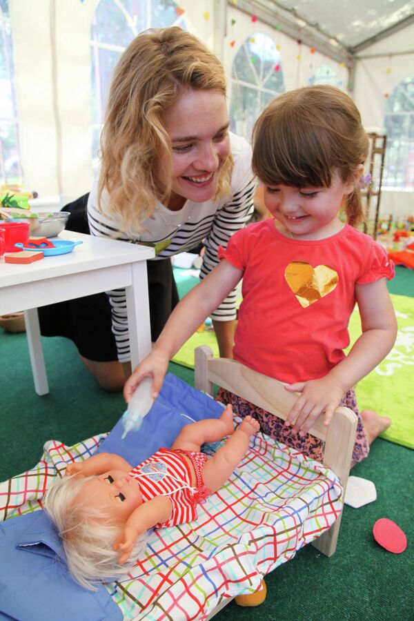 Krymsk/inondation: Natalia Vodianova ouvre un centre pour enfants - Sputnik Afrique