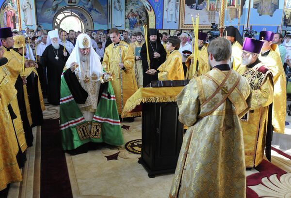 Russie/inondations: le patriarche Cyrille visite Krymsk  - Sputnik Afrique