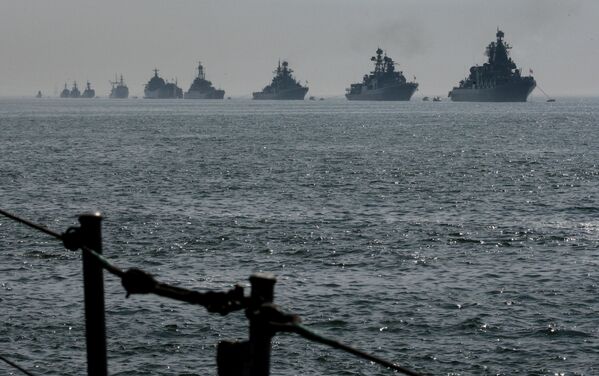 Répétition d'une parade maritime à Vladivostok - Sputnik Afrique