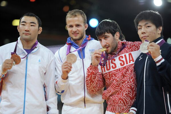 Mansur Isaev, deuxième champion olympique russe de Londres - Sputnik Afrique