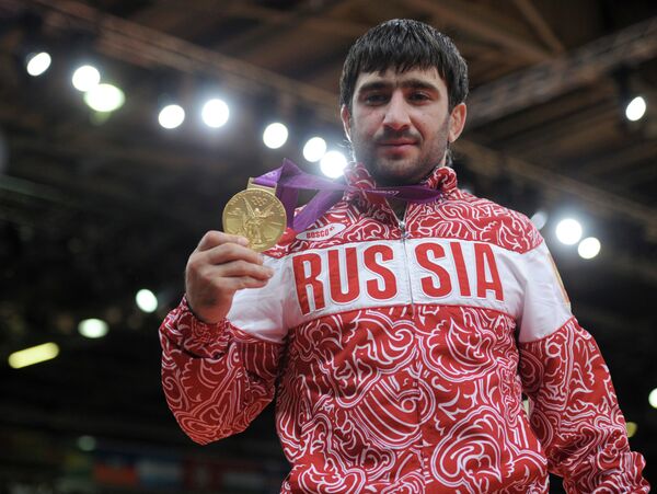 Mansur Isaev, deuxième champion olympique russe de Londres - Sputnik Afrique