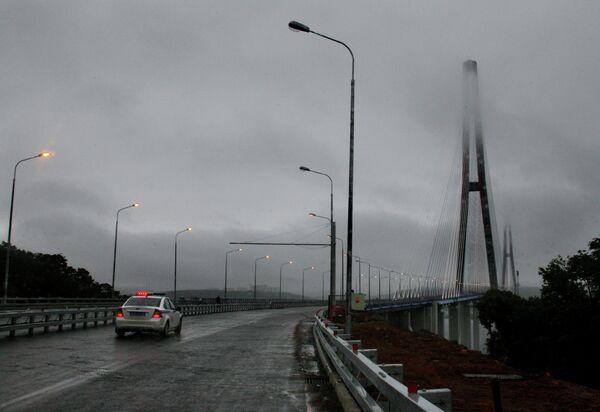 Russie: le pont à la plus longue travée haubanée du monde ouvert à la circulation - Sputnik Afrique