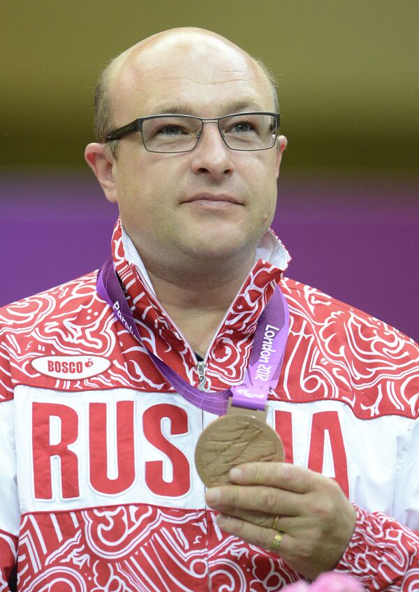Jeux paralympiques 2012: le Russe Ponomarenko s'offre l'argent au tir - Sputnik Afrique