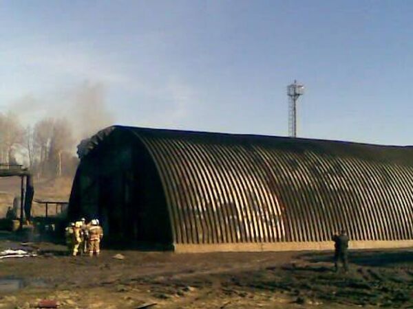 Incendie dans une usine pétrolière - Sputnik Afrique