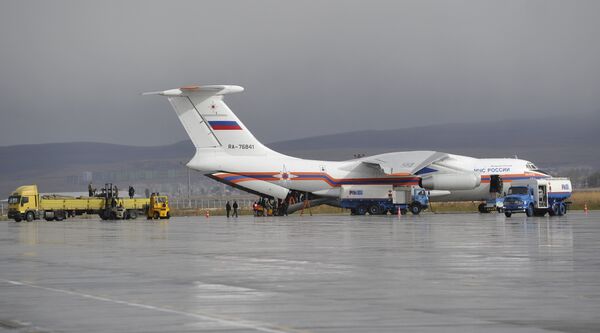 Aide humanitaire: deux avions russes décollent pour la Syrie - Sputnik Afrique