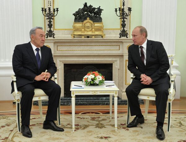 Noursoultan Nazarbaïev et Vladimir Poutine   - Sputnik Afrique