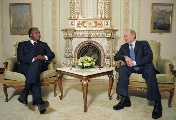Vladimir Poutine et Denis Sassou Nguesso - Sputnik Afrique