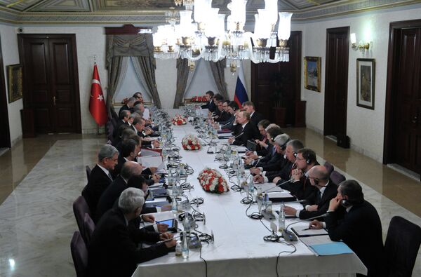 Poutine en Turquie: signature d'une dizaine d'accords - Sputnik Afrique