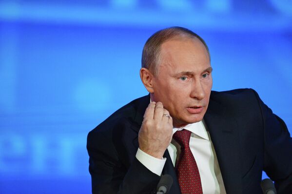 La première grande conférence de presse de Vladimir Poutine depuis son retour au Kremlin  - Sputnik Afrique