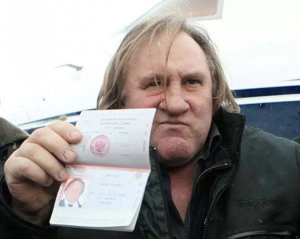 Un pilote de montgolfière français souhaite devenir Russe comme Depardieu - Sputnik Afrique