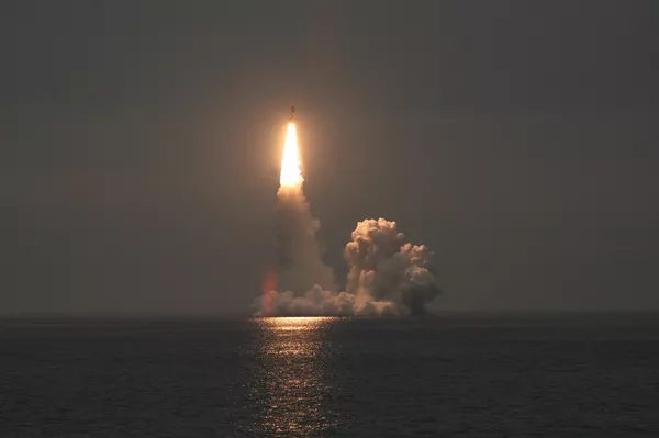 Echec d'un tir d'essai du missile Boulava: les raisons établies (Défense) - Sputnik Afrique