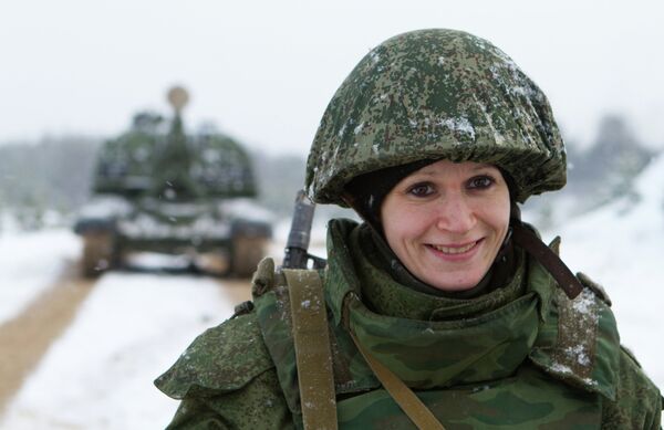 Armée russe: 45.000 femmes parmi les engagés sous contrat - Sputnik Afrique