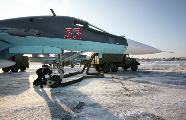 Bombardiers Su-34: dernières retouches avant livraison - Sputnik Afrique