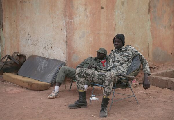Les soldats des troupes gouvernementales du Mali - Sputnik Afrique