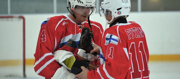 L'été dernier, MM Poutine et Niinistö ont joué un match dans la station de ski Igora L'été dernier, MM Poutine et Niinistö ont joué un match dans la station de ski Igora - Sputnik Afrique