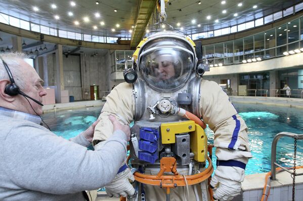 La piscine d'entraînement des cosmonautes russes - Sputnik Afrique