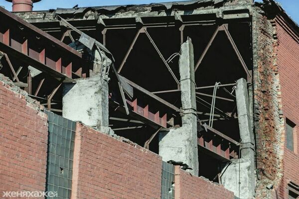 Météorite/Oural: 3.000 immeubles endommagés à Tcheliabinsk - Sputnik Afrique