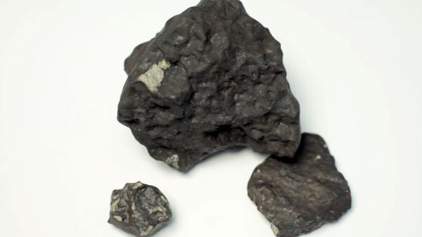 Météorite: un fragment d'environ 1 kg retrouvé dans l'Oural - Sputnik Afrique