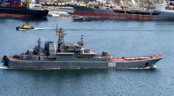 Des navires russes en mission de patrouille - Sputnik Afrique