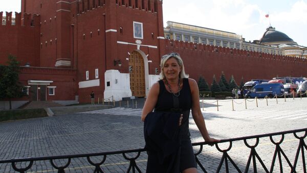 Marine Le Pen en visite à Moscou - Sputnik Afrique