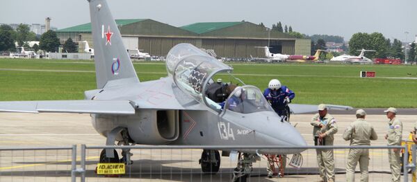 Самолет Як-130 на авиасалоне в Ле Бурже - Sputnik Afrique