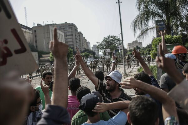 Egypte: la déclaration constitutionnelle rejetée par l'opposition laïque - Sputnik Afrique