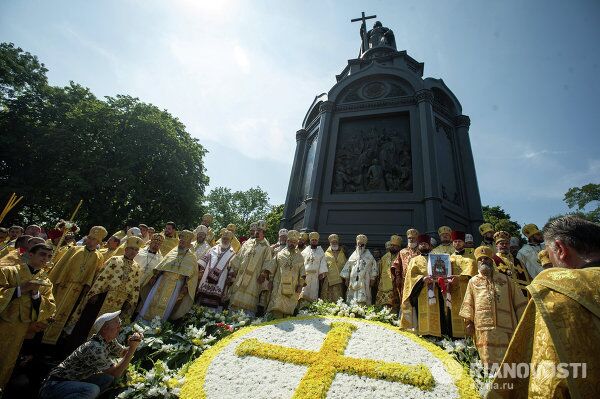 Festivités du 1025e anniversaire de la christianisation de la Russie à Kiev - Sputnik Afrique