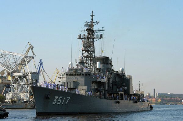Des contre-torpilleurs japonais à Saint-Pétersbourg - Sputnik Afrique