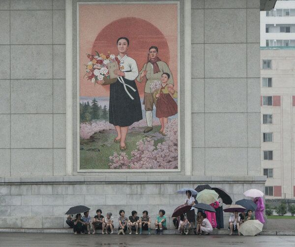 Corée du Nord, plus de voitures et moins de portraits - Sputnik Afrique