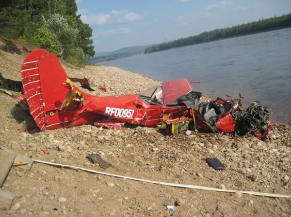 Yakoutie: un mort et deux blessés dans le crash d'un Yak-52 - Sputnik Afrique