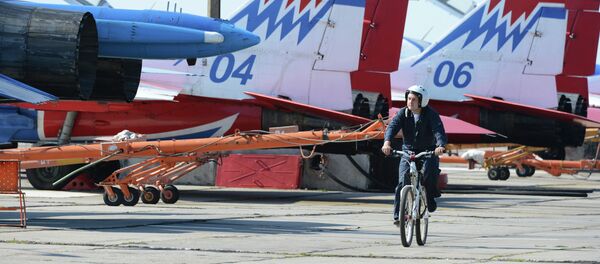 Тренировка экипажей к международному авиасалону МАКС-2013 - Sputnik Afrique