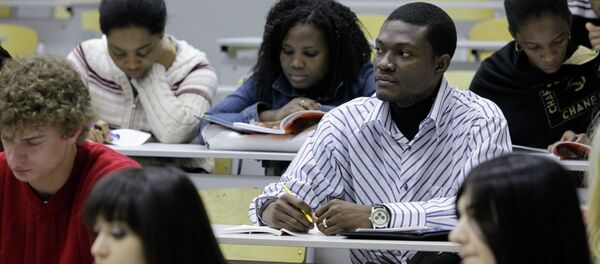 76% des Russes tolérants envers les autres nationalités (sondage) - Sputnik Afrique