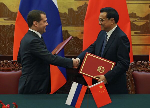 Russie-Chine: les premiers ministres se réuniront en octobre à Moscou - Sputnik Afrique