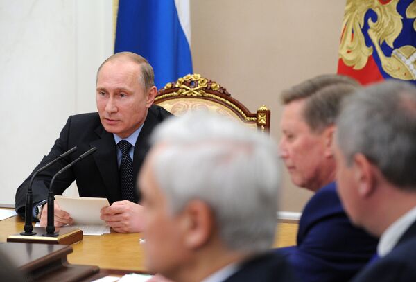 Le président russe Vladimir Poutine lors d'une réunion du Conseil de lutte anticorruption - Sputnik Afrique