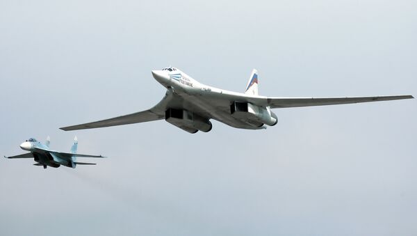 un Tu-160 - Sputnik Afrique