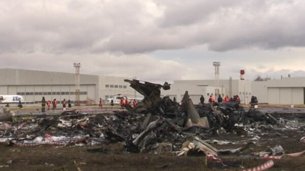 Crash à Kazan: les débris du Boeing 737 - Sputnik Afrique