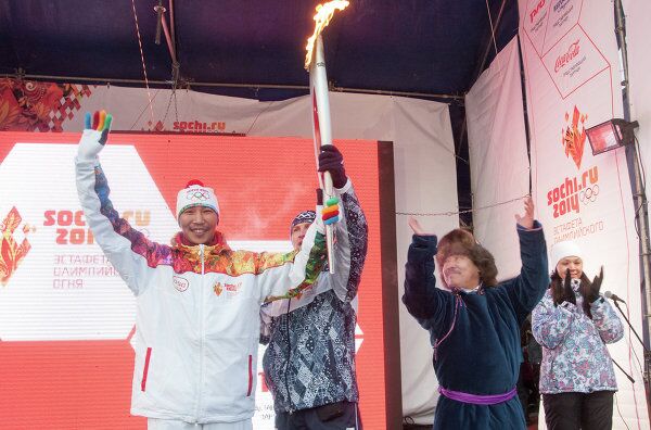 La république russe de Touva accueille la flamme olympique - Sputnik Afrique