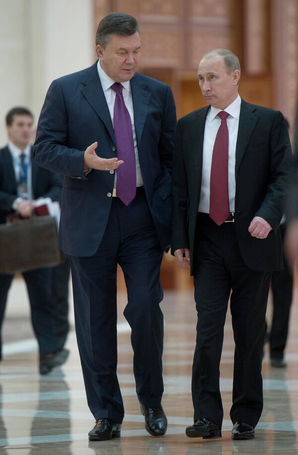 Les présidents russe et ukrainien Viktor Ianoukovitch et Vladimir Poutine (Archives) - Sputnik Afrique