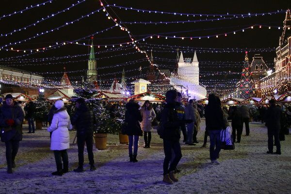 Les foires de Noël au centre de Moscou - Sputnik Afrique