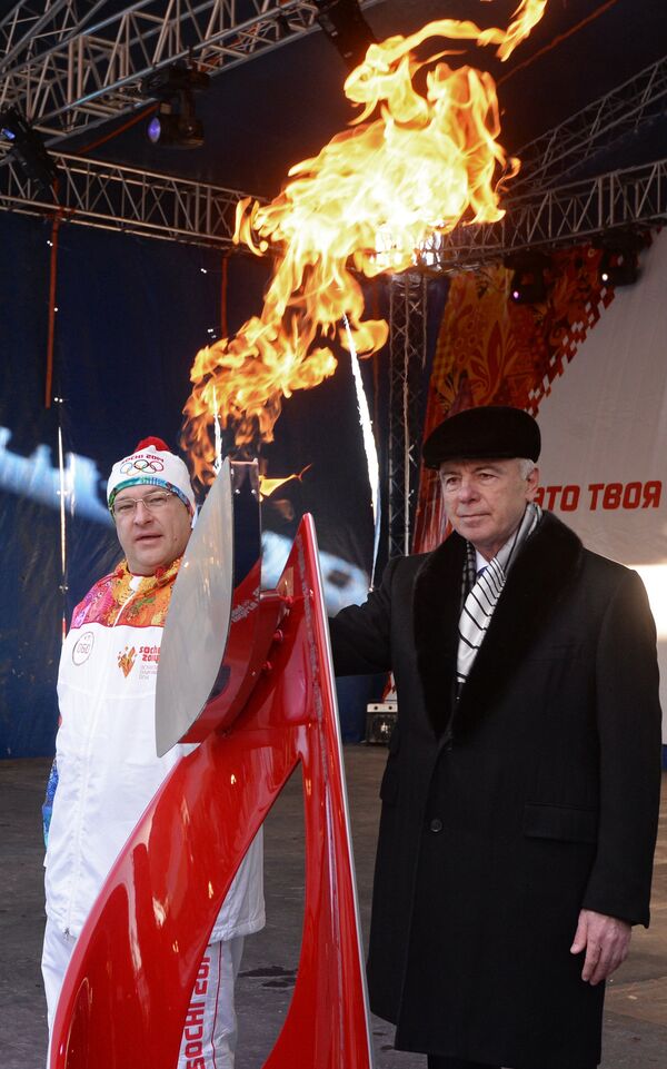 JO 2014: la flamme olympique dans la république russe des Adyghéens - Sputnik Afrique