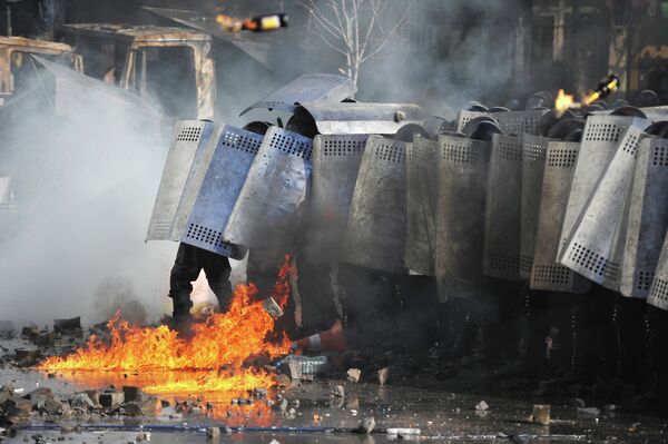 Ukraine: une centaine de blessés dans les affrontements à Kiev (Parquet) - Sputnik Afrique