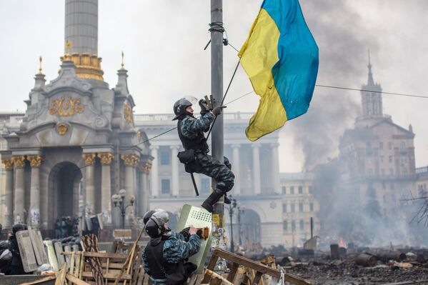 L'Ukraine s'enfonce dans le chaos - Sputnik Afrique