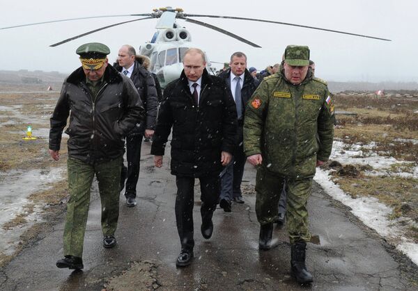 Exercice militaire: Poutine rappelle les unités dans leurs bases (porte-parole) - Sputnik Afrique