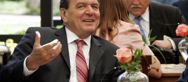 L'ex-chancelier allemand Gerhard Schröder - Sputnik Afrique