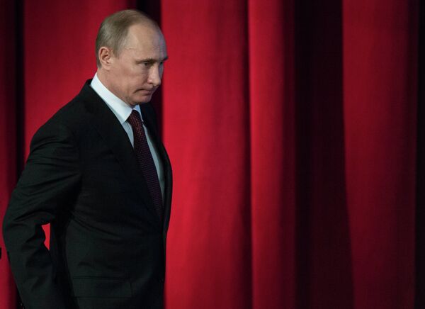 La cote popularité de Poutine franchit la barre des 80% (VTsIOM) - Sputnik Afrique