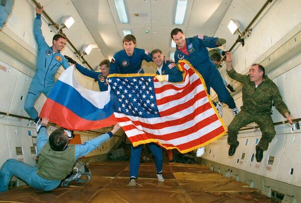 Les cosmonautes russes poursuivront leur collaboration avec les astronautes américains - Sputnik Afrique