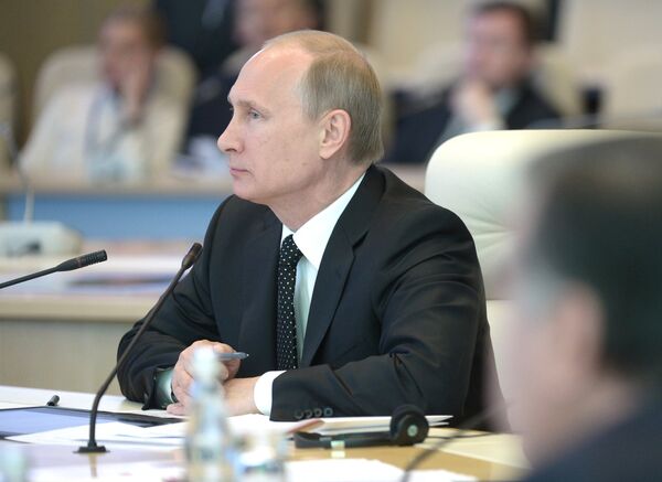Le président Poutine a dirigé des exercices des Forces armées russes en tant que chef suprême des armées - Sputnik Afrique